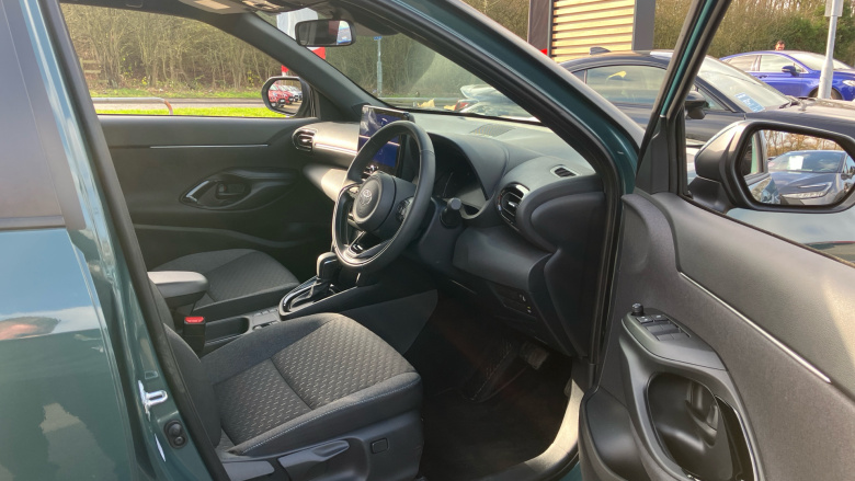 Toyota Yaris Cross 1.5 Hybrid Design 5dr CVT Hybrid Estate